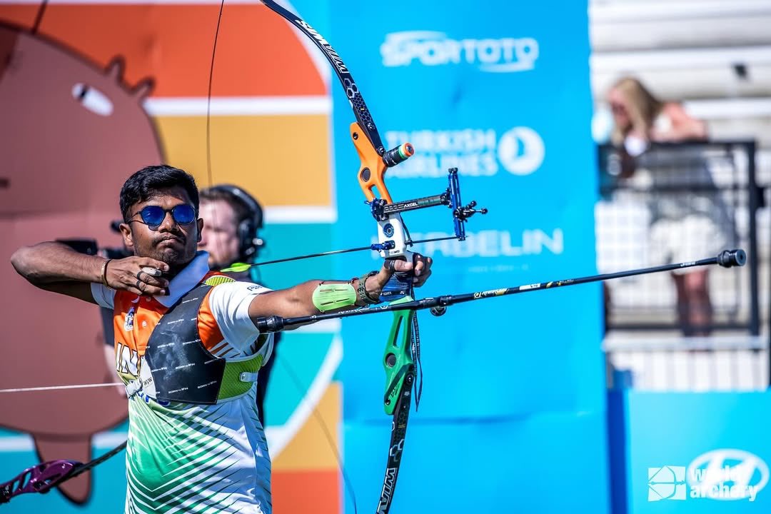 ysjagan's tweet image. Heartiest congratulations to Dhiraj Bommadevara from Andhra Pradesh on clinching the GOLD MEDAL in the Men&apos;s Recurve at the Asian Archery Championship 2025! A true champion and a moment of immense pride. May he achieve many more victories!

#IndianArchery

@BommadevaraD