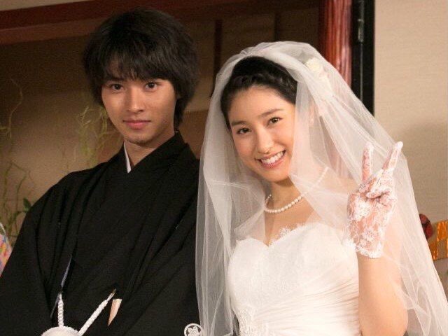 pyon__day's tweet photo. @NHK_DVD まれで夫婦役の山﨑賢人くんと土屋太鳳ちゃん♡♡ https://t.co/3nZHgLxEbN