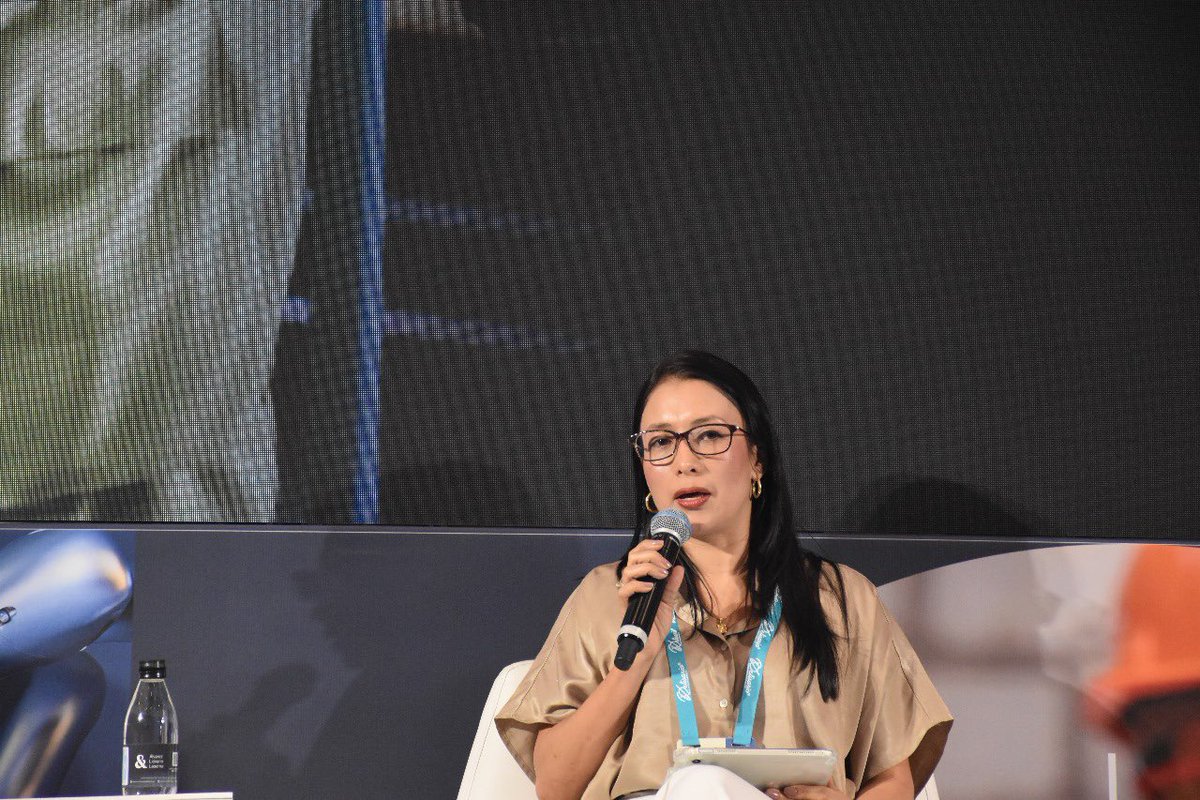 ANDI_Colombia's tweet photo. 🏢 Inicia el segundo día del #SSTANDI con el panel gerencial sobre “Aciertos y fracasos en la gestión estratégica de SST y su impacto en el negocio”.
#SSTANDI https://t.co/662gn7kZdC