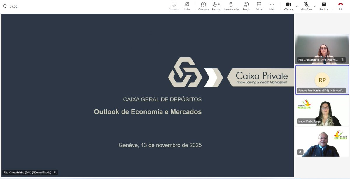 PRegressar's tweet photo. O Diretor do PCRE – Programa Regressar, Dr. José Albano e sua equipa, Dra. Isabel Jorge, participaram no Encontro “Outlook de Economia e Mercados”, realizada na Suíça, dedicada à comunidade portuguesa na Suíça.

Foi uma honra termos sido convidados pela Caixa Geral de Depósitos https://t.co/MO5RxhI8Aq