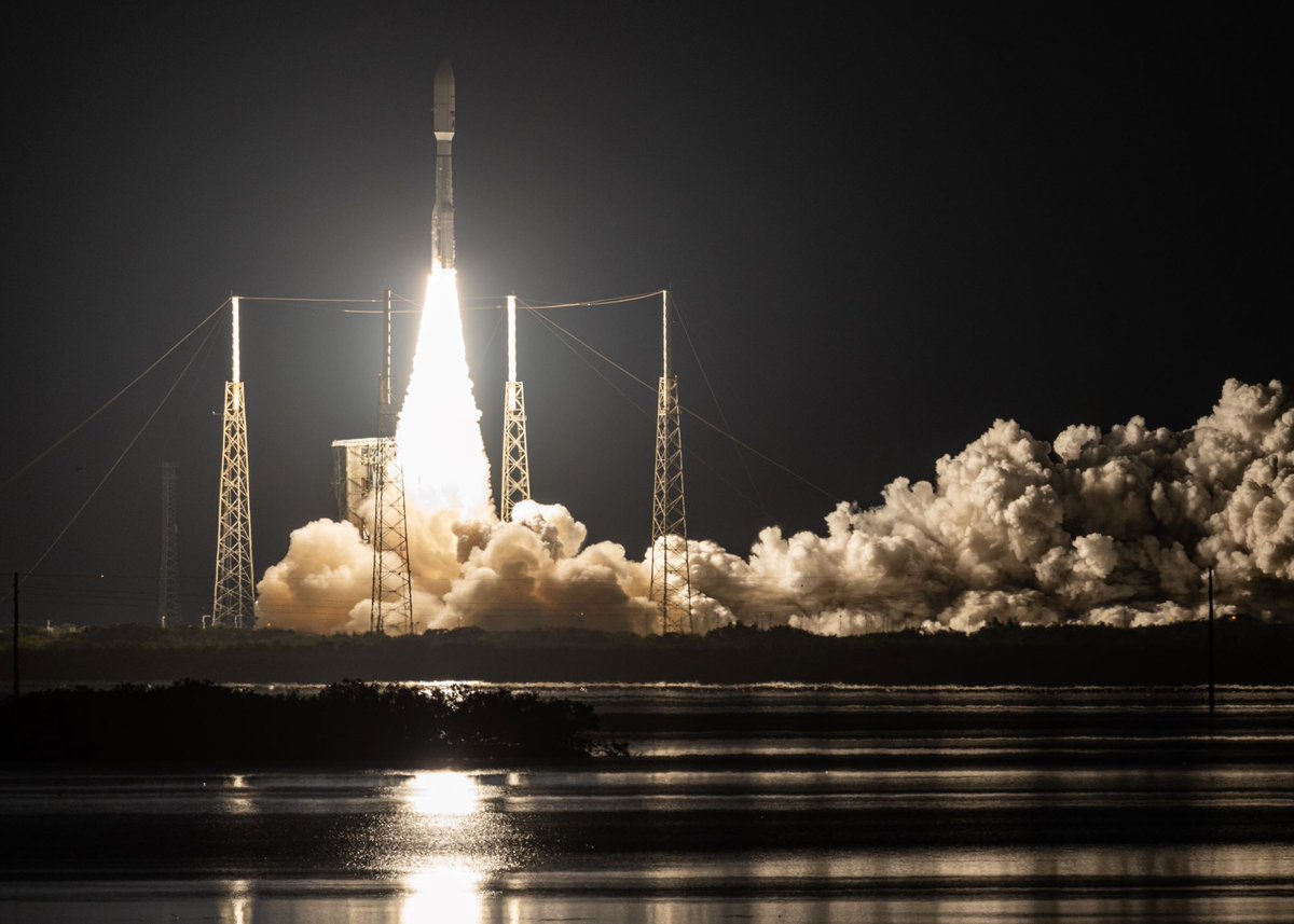Laurieneuco's tweet image. ULA launches Viasat’s second shot at a terabit-class broadband satellite: An Atlas 5 rocket sent Viasat’s second ViaSat-3 satellite toward geostationary orbit Nov. 13, bringing the U.S. broadband provider closer to operating a terabit-per-second… dlvr.it/TPGQdq #neuco