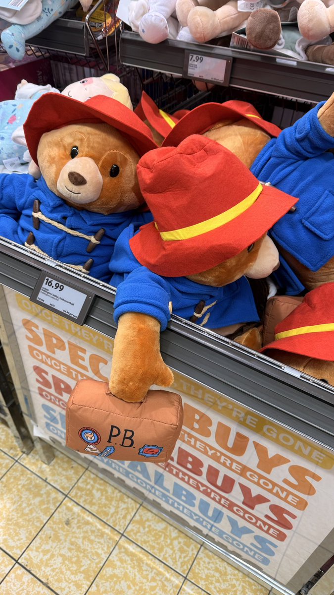 Can’t believe I met <a href="/TomFletcher/">Tom Fletcher</a> in my local Aldi