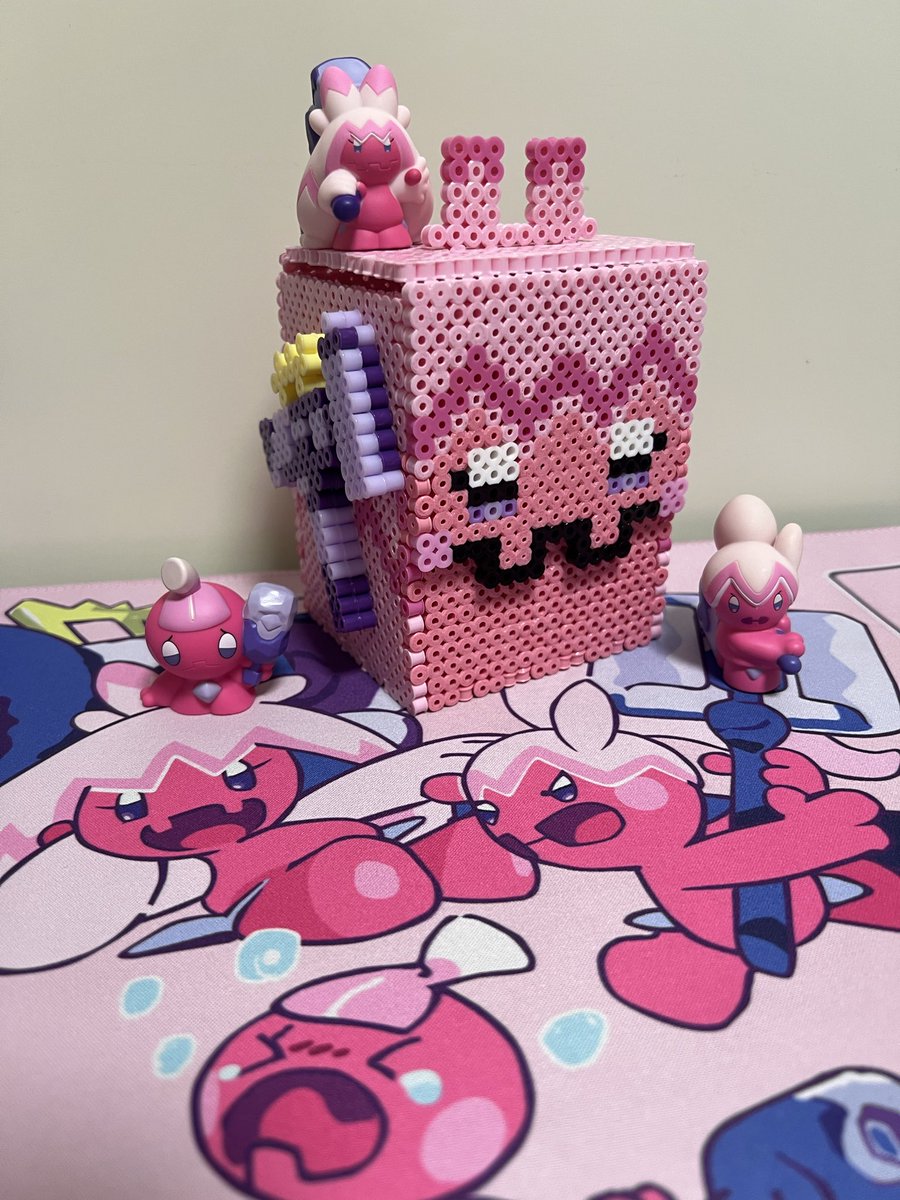 参考にさせて頂いたRingoさんの作品です✨️
自分は2重スリーブを入れたのでサイズを大きめで作ってみました♩¨̮

Ringoさんありがとうございます😊