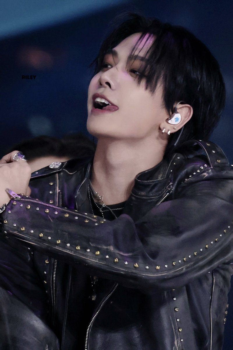 RILEY1204_'s tweet image. 251114 🖤

#BOYNEXTDOOR  #JAEHYUN 
#보이넥스트도어 #명재현 #ジェヒョン