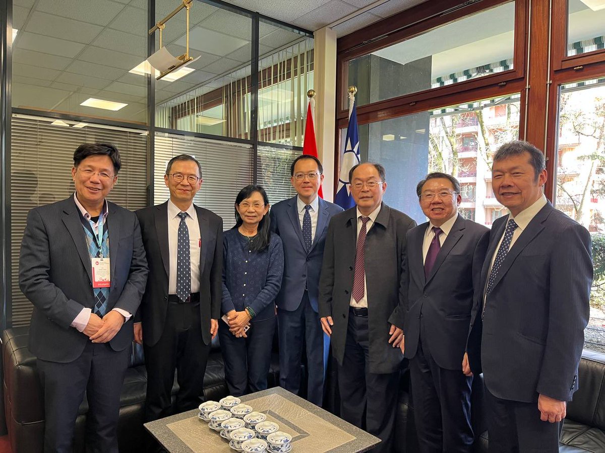 Taiwan shines in Geneva: 4 IHF Awards and multiple nominations at 48th World Hospital Congress (WHC) 2025
The 48th WHC 2025 took place on 10–13 November at the CICG in Geneva, bringing together around 1,500 participants from 80+ countries. Director General Amb. Greg Lee visited