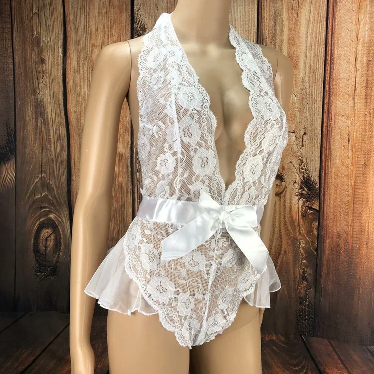 Back in stock! 💕White Lace Romper Teddy