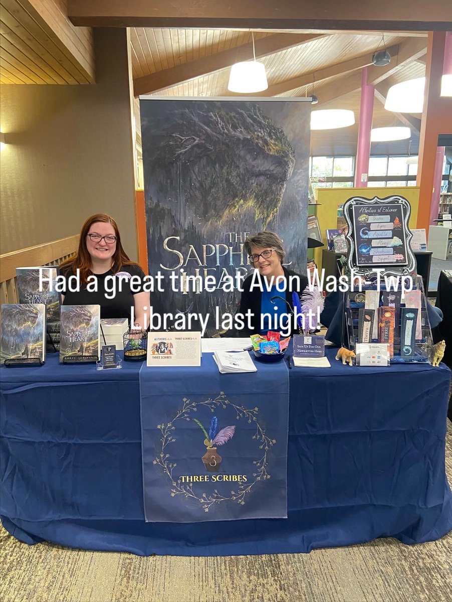 ThreeScribes's tweet image. Extra Scribe and Mama Scribe had a great time meeting new friends at the Avon Washington-Township Library Author Fair last night! #indieauthors #bookevent #meetandgreet #SeeTrue #TheSapphireHeart 🐉📚🙌