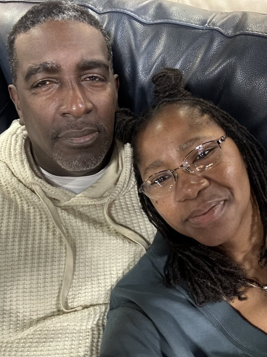 CoachFCurry's tweet image. Happy Anniversary Baby! 33 years and counting.