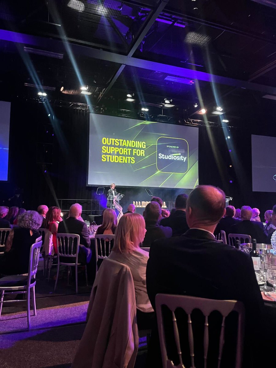 Studiosity tweet media