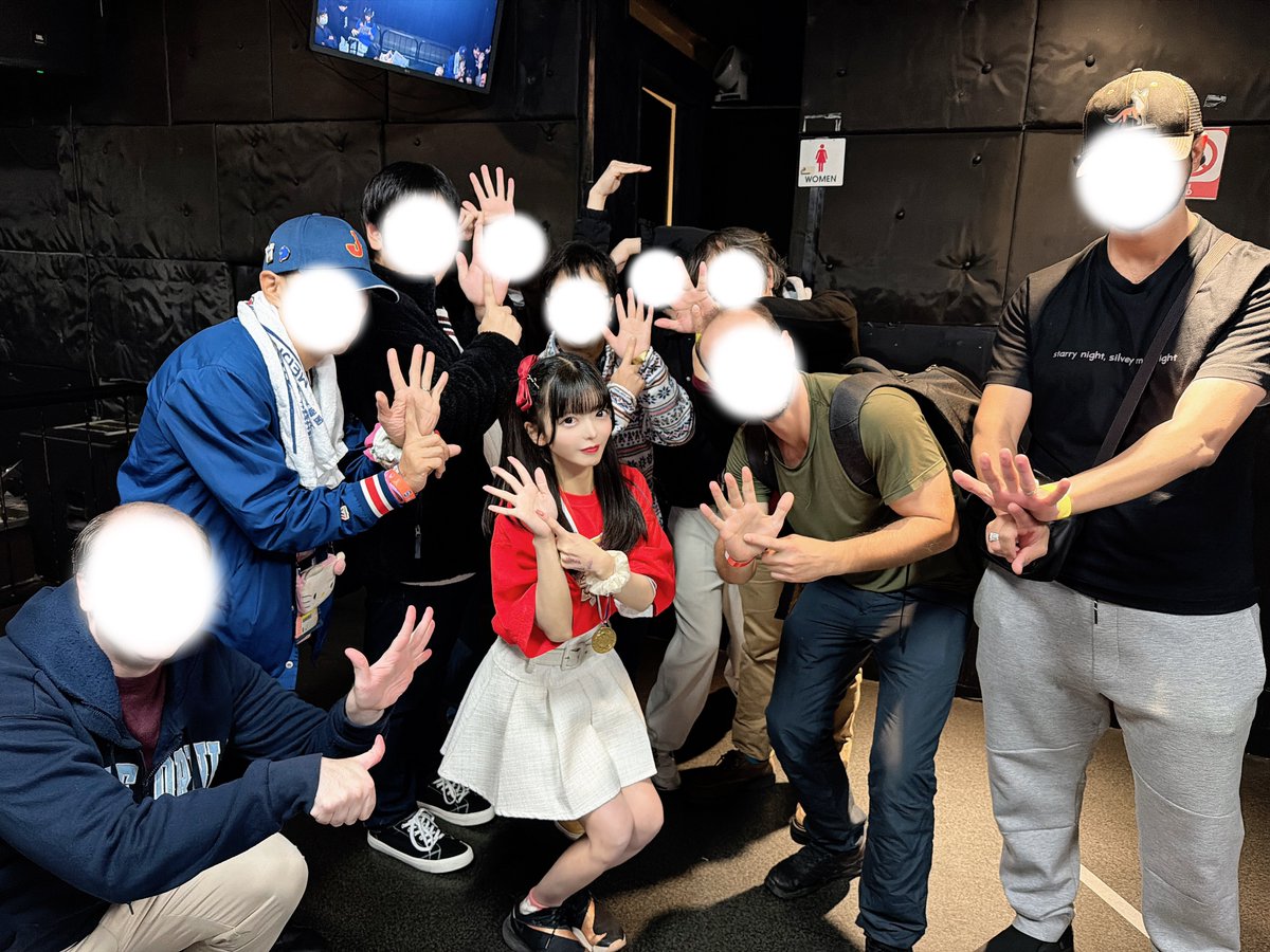 4周年記念ライブ❣️ 明日だよー‼️‼️‼️ トークコーナーからライブ