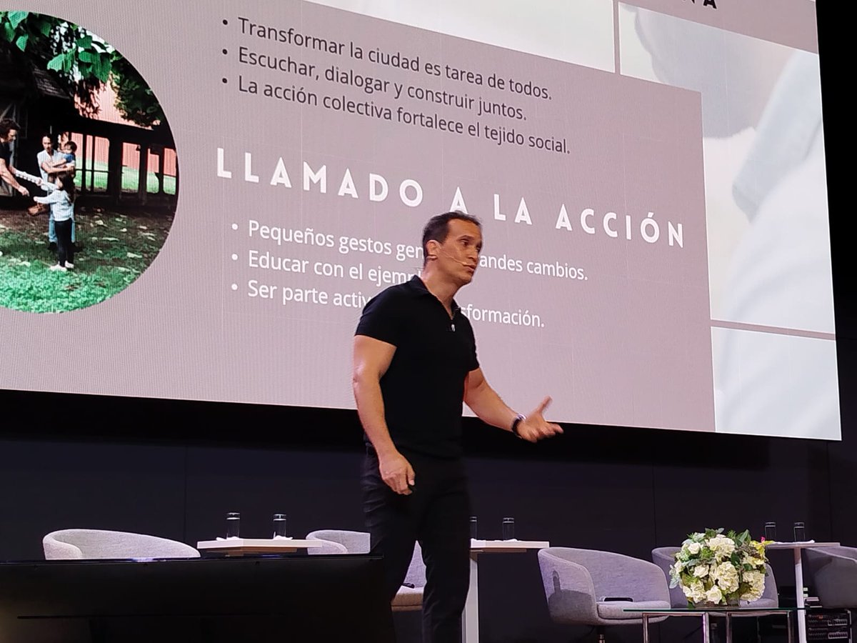 P_Cultural's tweet image. En el Foro "Tejiendo ciudadanía y cultura del respeto", organizado por la Red de Cultura Ciudadana de Valledupar, aparecieron los puntos claves sobre los que se debe actuar para mejorar la convivencia en Valledupar: los valores, la conciencia del espacio y el amor por la ciudad.