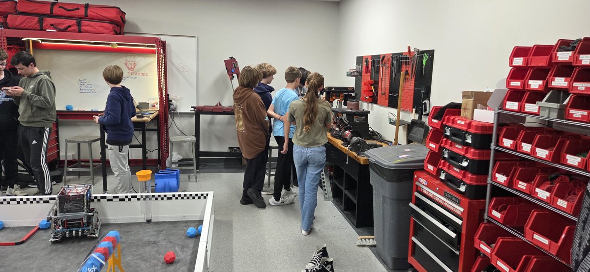 NPHS Robotics tweet media