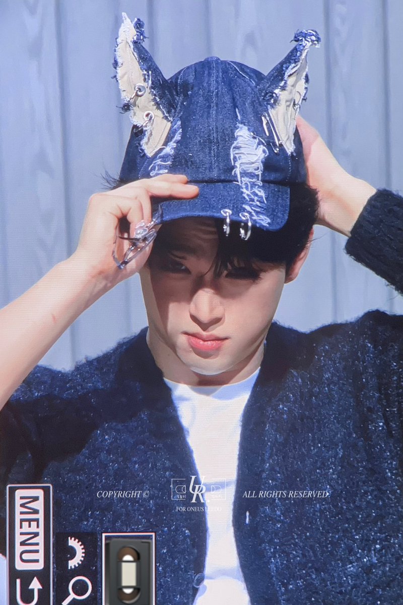 251114 디마뮤 PRE

인간 도베르만같아요

#원어스 #ONEUS #이도 #LEEDO
#김건학 #오늘도수고했도