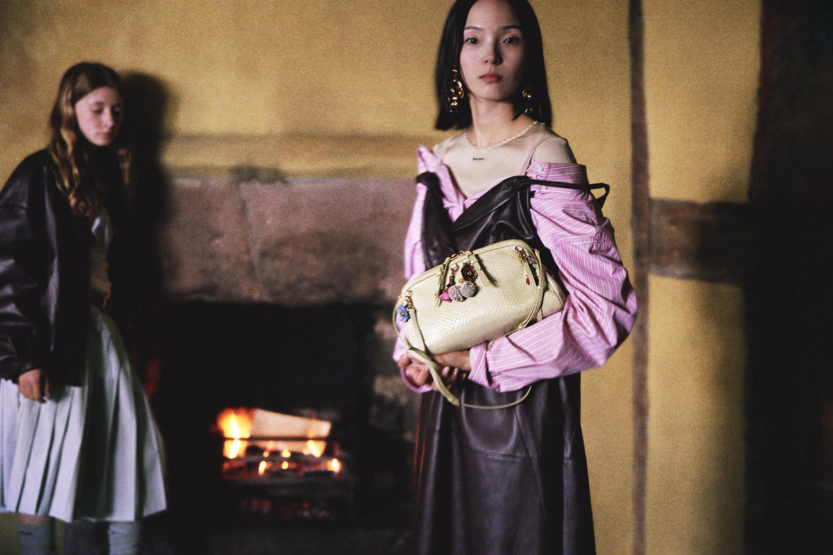 新品 25 MIU MIU フリルリブトップス 新品 25 MIU MIU フリルリブトップス - メルカリ