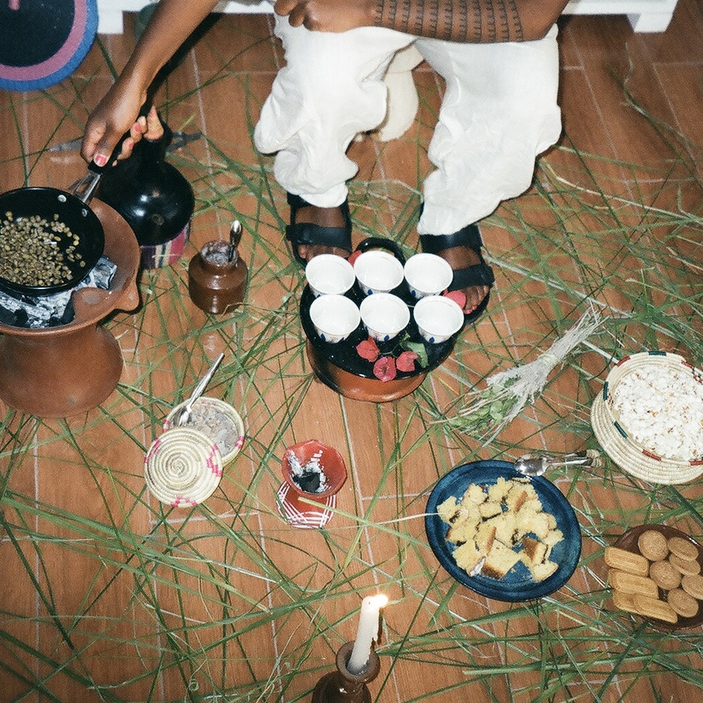 apexart's tweet image. Join us on November 21st at 12pm EAT for an intimate intergenerational gathering. 

Bios: Konjit Seyoum is a multidisciplinary artist, curator, and interpreter.

Meaza Biru is an Ethiopian journalist and co-founder of Sheger FM 102.1. 

Image: Medina Mohammed, &apos;Maha’s buna&apos;