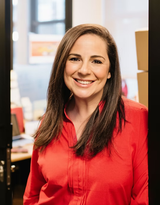 NYUSPS's tweet photo. Meet Professor Robin Barone, who teaches "Proptech and the Digital Evolution of Real Estate" within @NYUSchack. One of her current focuses is lessons centered on real-time issues.
Read more about Professor Barone and the SPS Nexus here:
https://t.co/UmErHt1d0I
#WeAreSPS https://t.co/YyB5YaCDF6