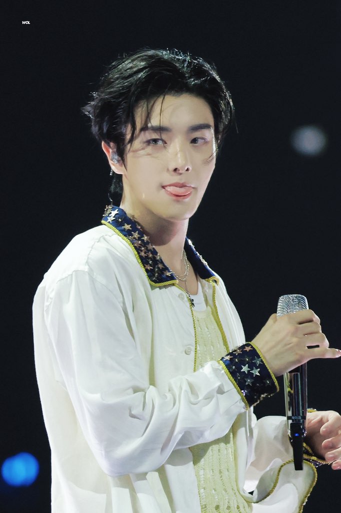 250727
우리 강아지 꿈이 이루어져용♡

#제이크생일인데_여긴왜앉아있어요
#23SeasonsWithJAKE
#JAKE #제이크