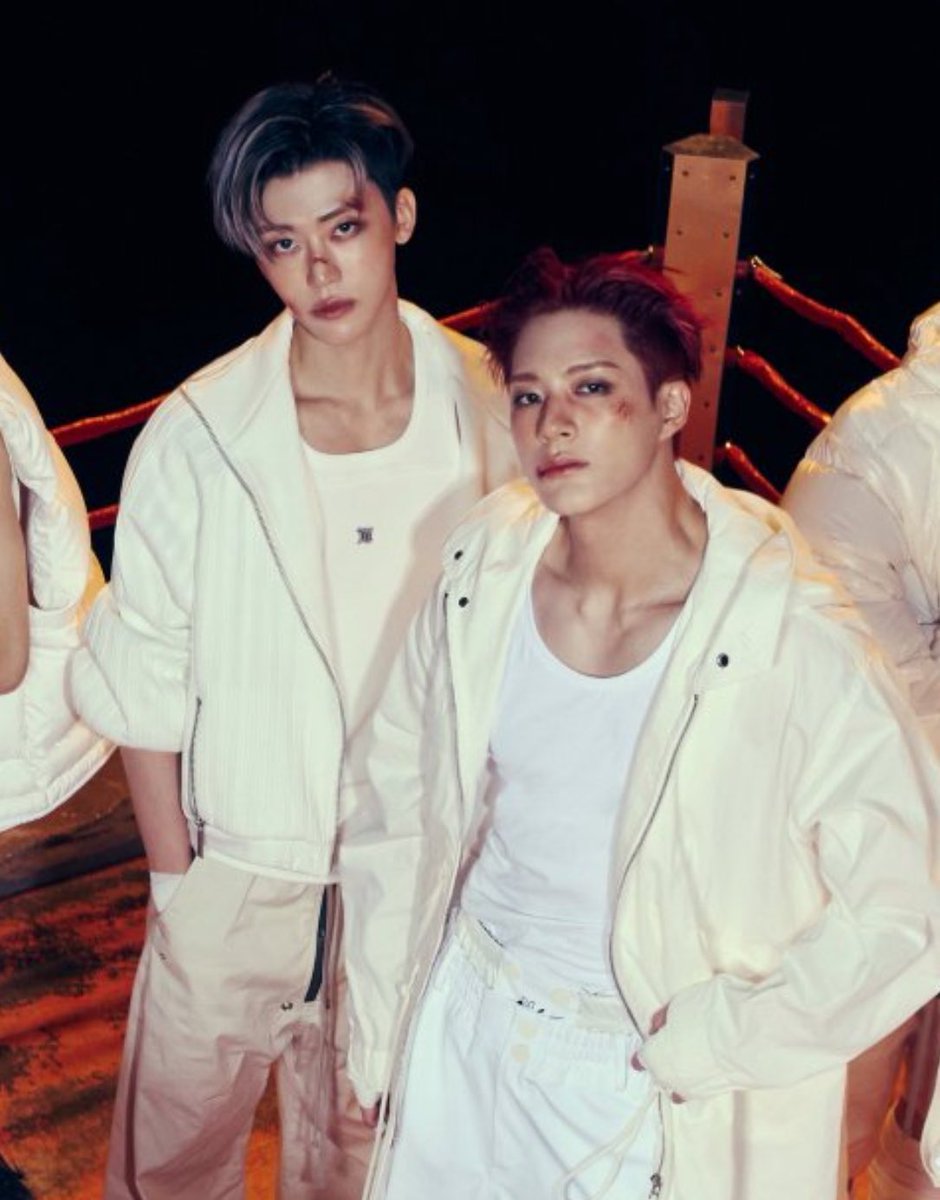 𝙖𝙨𝙞𝙣 𝟐𝟑𝟏𝟑% tweet media