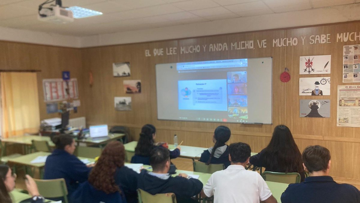 📸 Nuestros alumnos de B2 preparan su participación en el Torneo de Debate Escolar organizado por el Club de Debate Hispalense de la <a href="/unisevilla/">Universidad de Sevilla</a> en una sesión telemática. 💬

europaschool.org
#EuropaEsMiColegio 💙🇪🇺