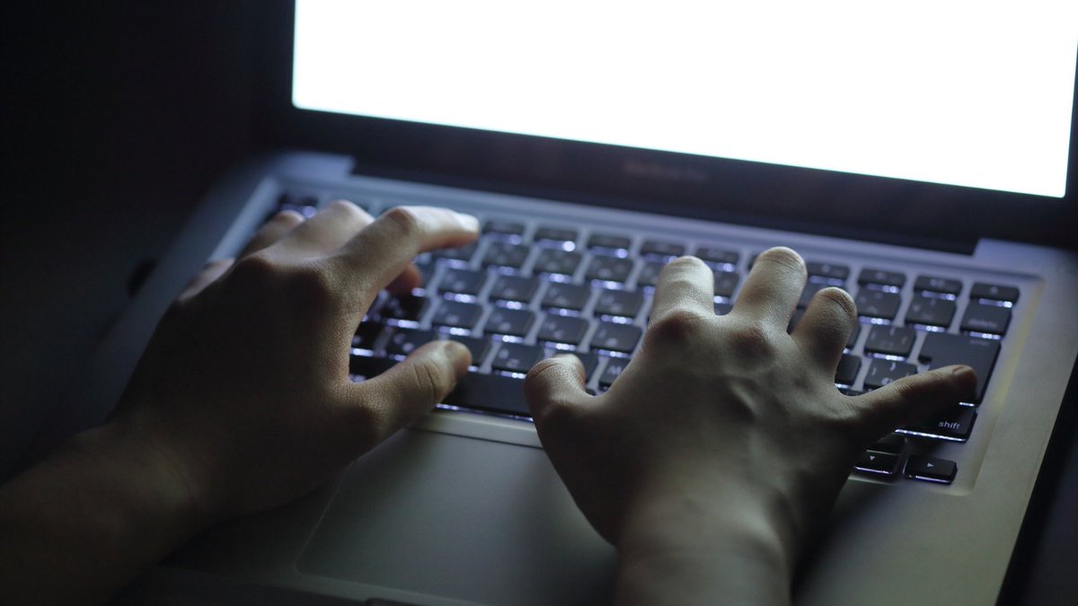 SPSPnews's tweet image. 💡New research suggests that suggest that basic psychological needs provide an important and largely untapped theoretical framework for understanding extremist participation and radicalization.

Read more in #SPPS: ow.ly/YW5b50Xrla5