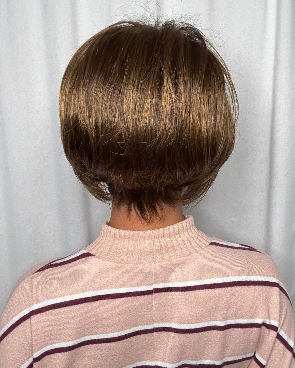pattispearls's tweet image. This cropped bob is iconic ✨👏 Idalia by @jonrenau in Caramel Ribbon 6F27 🤎💋

Shop it here: wigsbypattispearls.com/products/idalia

#wigsbypattispearls #thinhairsolutions #tryon #alternativehair #hairlosssolutions #hairconfidence #jonrenau