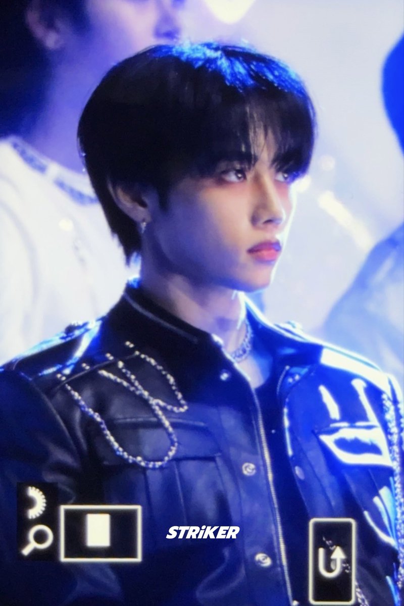 251114 KGMA

#선우 #SUNWOO  
#더보이즈 #THEBOYZ