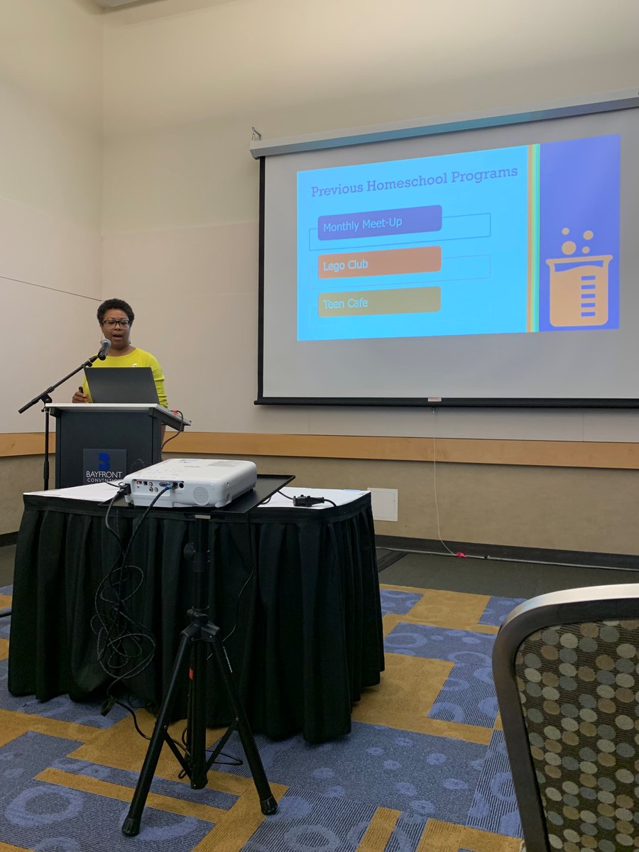 ChesCoLibrary's tweet image. 👉 Next event: 📅 Thurs, Nov 20 | 11:30 am–12:30 pm 🎢 Theme: Engineering Paper Roller Coasters   🔗 Register: bit.ly/HomeschoolExpl…
#HomeschoolExplorium #STEAMLearning #LibrariesLead #HandsOnLearning #FutureEngineers