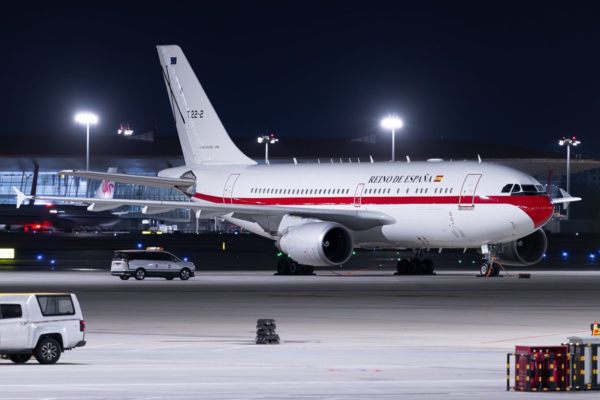 Terminal__3's tweet photo. 🇪🇸Spain - Air Force
SASF_A310squad 2/2✓
Airbus A310-304
T.22-1 &amp; T.22-2 https://t.co/CUHLGhlvlE