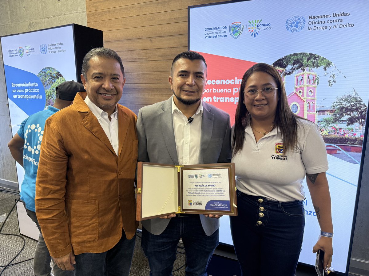 ALEXANDER RUIZ tweet media