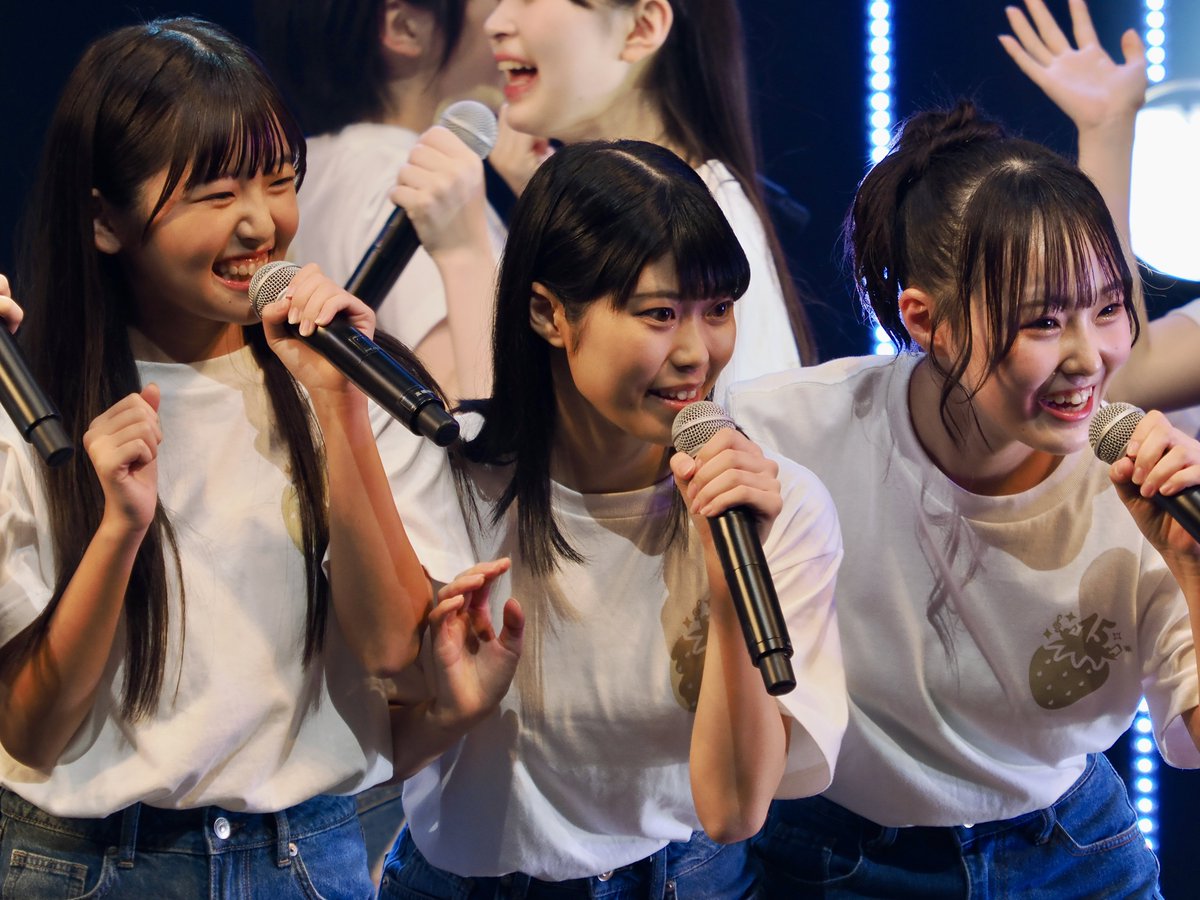 10期生も先輩になりました😉 #中川朋香 #藪内陽花 #高橋樹奈