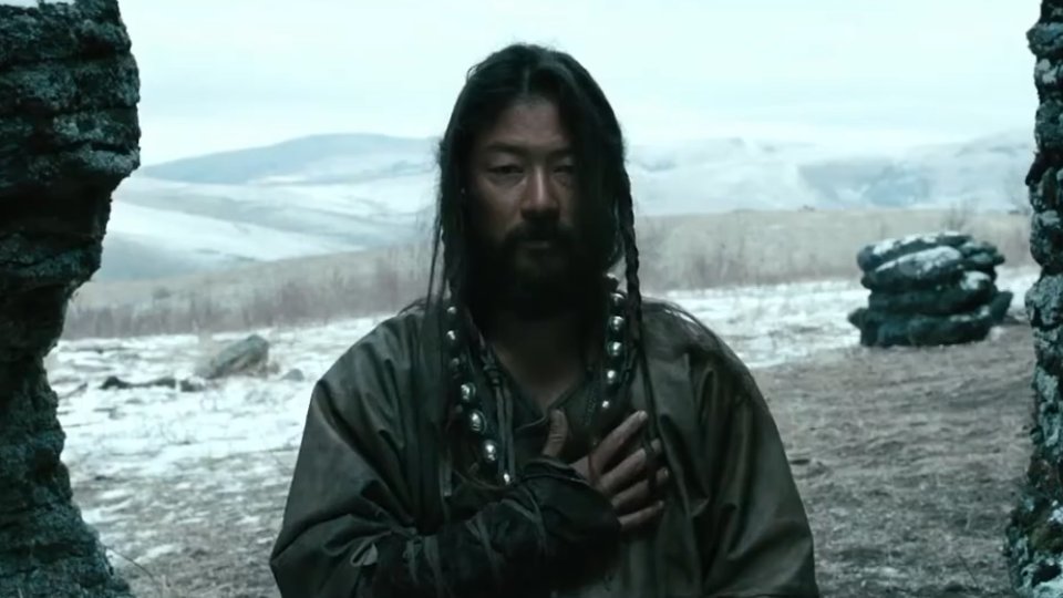 "slop'un durması, ve yazarların iş bulabilmesi için moğol cezası tek olacak: ölüm. sürekli aynı isimlerle soap opera çekene: ölüm. aşiret dizisi yazana: ölüm. otoriter baba karakteri yazana: ölüm. dijitale nefomanyak chick-flick yazana: ölüm. ölüm..."