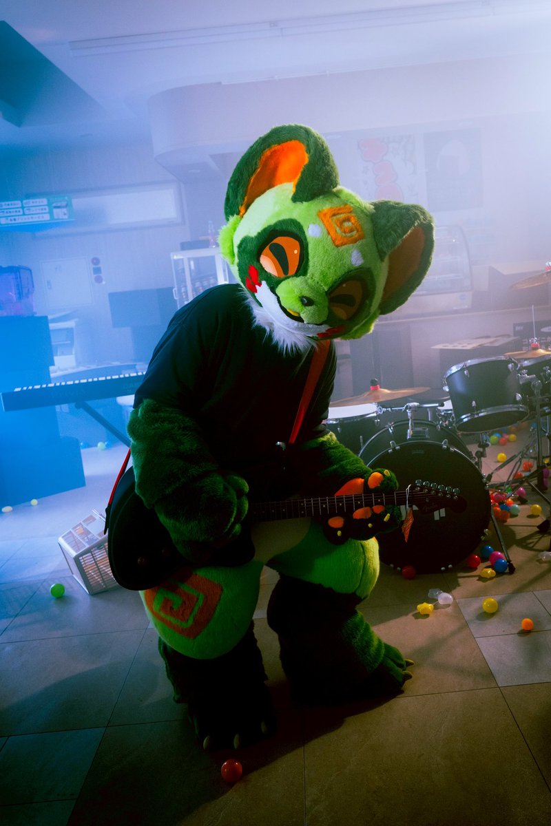 일본에서 놀러 왔어요! 많이 같이 놀아주세요, 잘 부탁드립니다!🐾

#FURSTCLASS