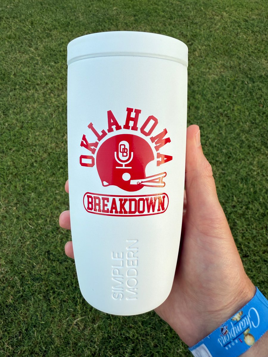 jbryanporter's tweet image. GIVEAWAY. A random winner who comments or reposts by end of tomorrow.

These beauties are almost gone forever. $25 off when buying over $75!!

Link in bio. Boomer!!