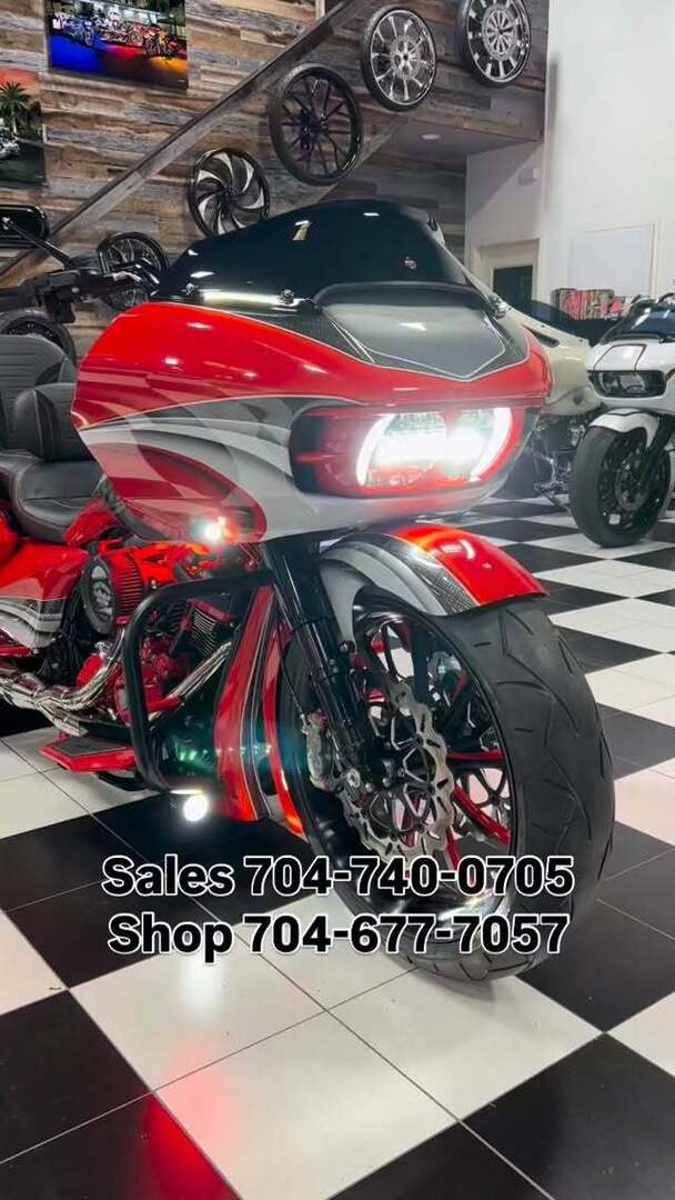 SCCBikes's tweet image. #southerncountrycustoms #onlythebaddest  #oftenimitatedneverduplicated  #fitandfinish