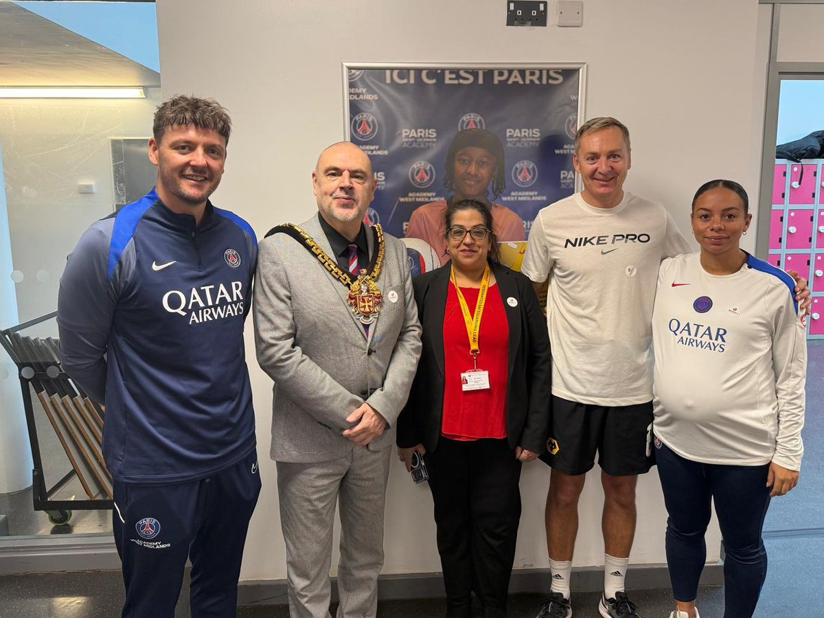 WolvesMayor's tweet image. It was great to visit &amp;amp; take part in the PSG Academy West Midlands Charity Cycle event in support of @DementiaUK The fundraiser is doing so well, for such a great cause, good luck to all who are taking part in the cycle from #wolverhampton to the Parc Des Princes!