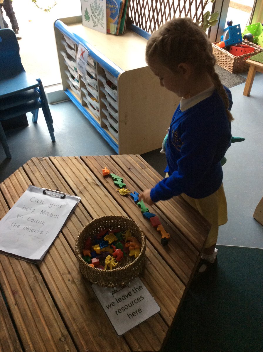 sissinghurstVA's tweet image. Learning  is so much fun in Lion class #sorting #ordering #making