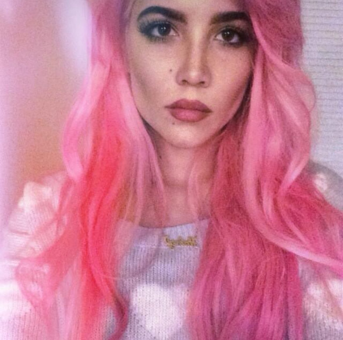 On this day 11 years ago, November 14th 2014, Halsey shares a selfie on instagram. 

“👽👽👽”