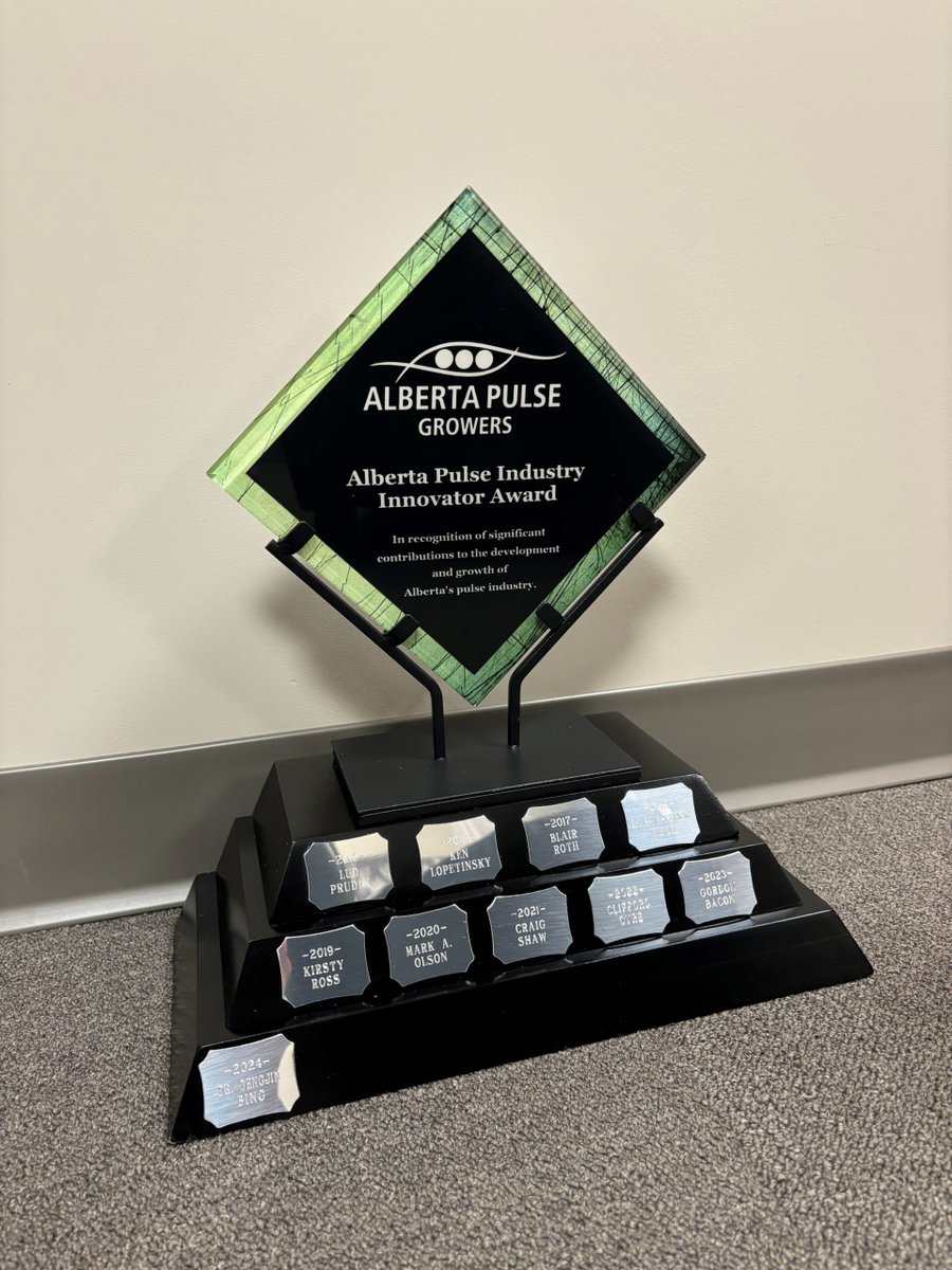 Do you know someone who has made significant contributions to Alberta's pulse industry? Nominate them now for the 12th annual Pulse Industry Innovator Award. Nomination deadline is Dec. 11, 2025. ow.ly/LPe150Vo7ju #westcdnag
