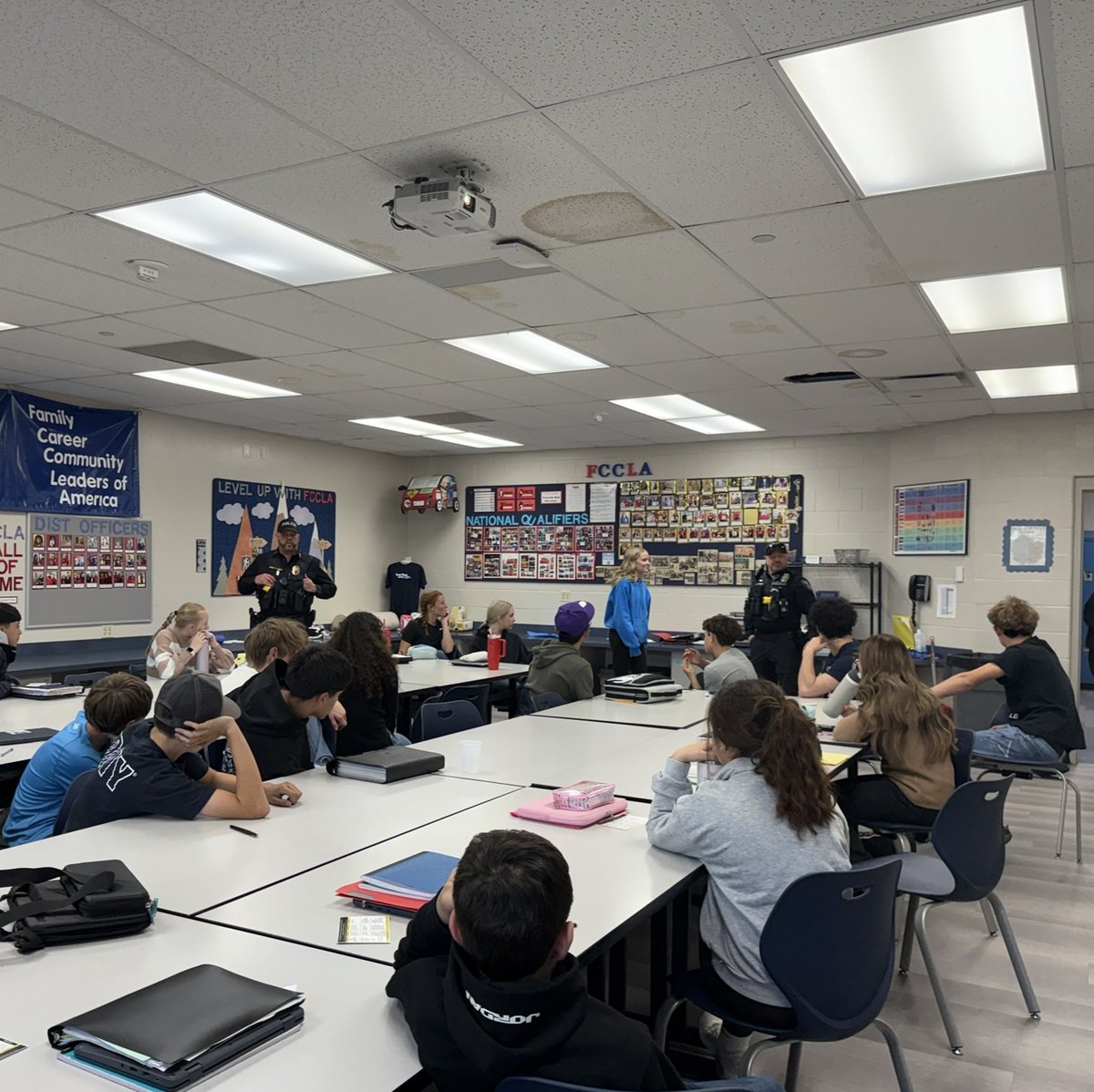 DriveSmartWc's tweet image. The Platte Valley High School BUDS (Buckle Up Drive Smart) program hosted a collaborative presentation with DRIVE SMART Weld County and the Kersey Police Department Chief and SRO to educate health classes on responsible driving practices. They used fatal vision goggles for…