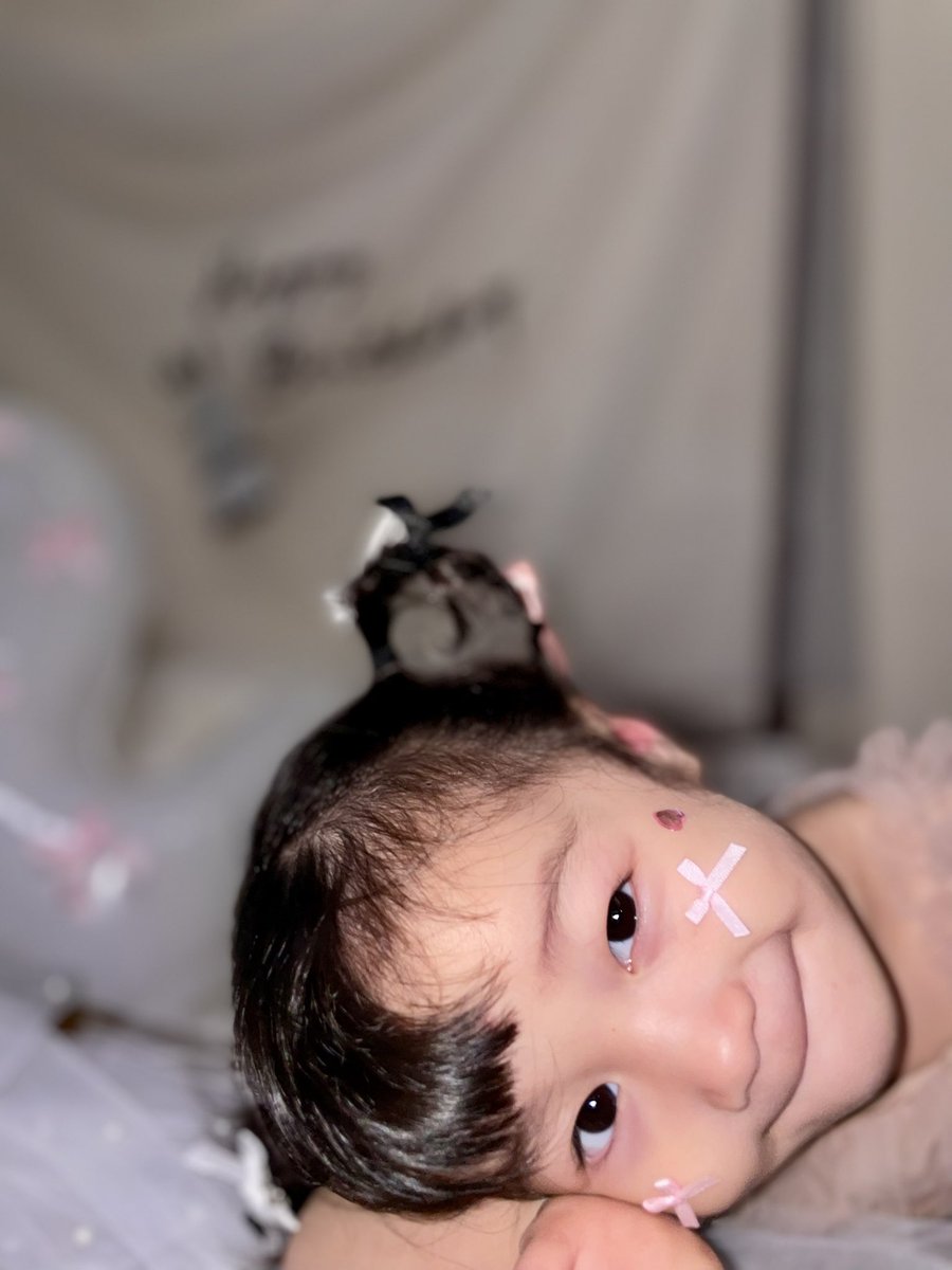 KamiMaya9's tweet photo. 〜2025.11.10~

Happy birthday Luna ♡.･

おてんば娘で悪さばっかり気が強くて
負けず嫌いで笑顔がすごくかわいい👶🏻🎀
いつまでもそんなかわいいルナでいててね
2歳になったこれからの成長がたのしみっ♪

ルナにとって毎日幸せな日々でありますように。

生まれてきてくれてありがとう𓈒𓏸 https://t.co/YuSC48SMnZ