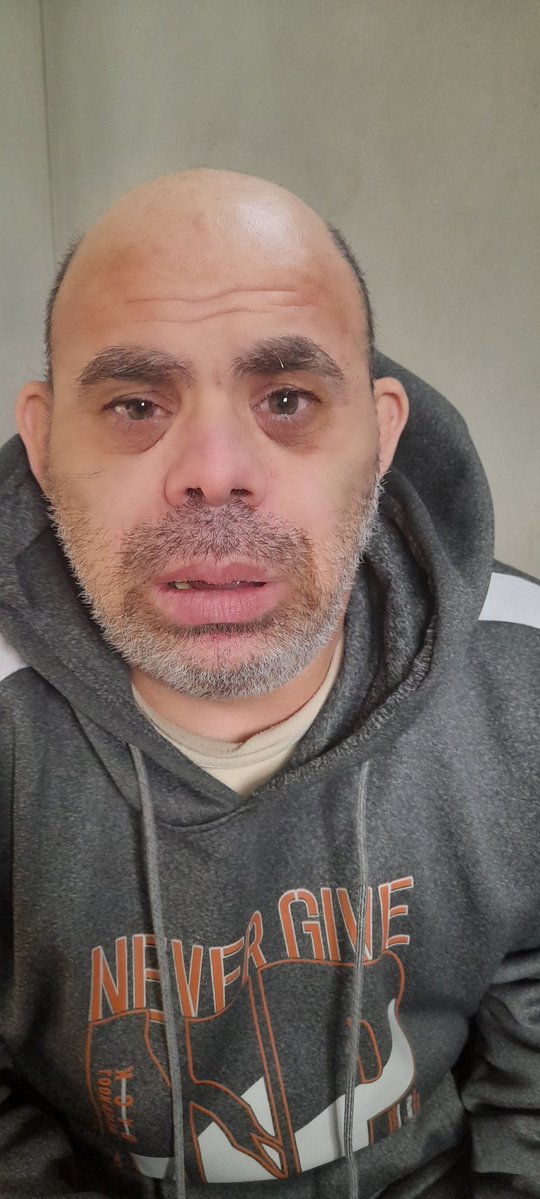 mohannad1789941's tweet image. I will die😭

My body is slowly giving up I was diagnosed with malnutrition because I haven&apos;t eaten healthy food in days. I feel like I&apos;m fading away and dying. Please help me before it&apos;s too late

If you’re scrolling, PLEASE leave a dot . it&apos;s just a dot. gofundme.com/f/DONATE-HELP-…