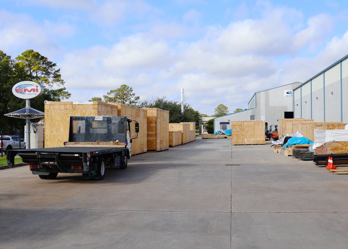 emiproductshtx's tweet image. Big things are in the works at EMI!
More capability is coming with the installation of an additional production equipment.
#solutiondriven #NewToolDay #installation #steelfabrication
