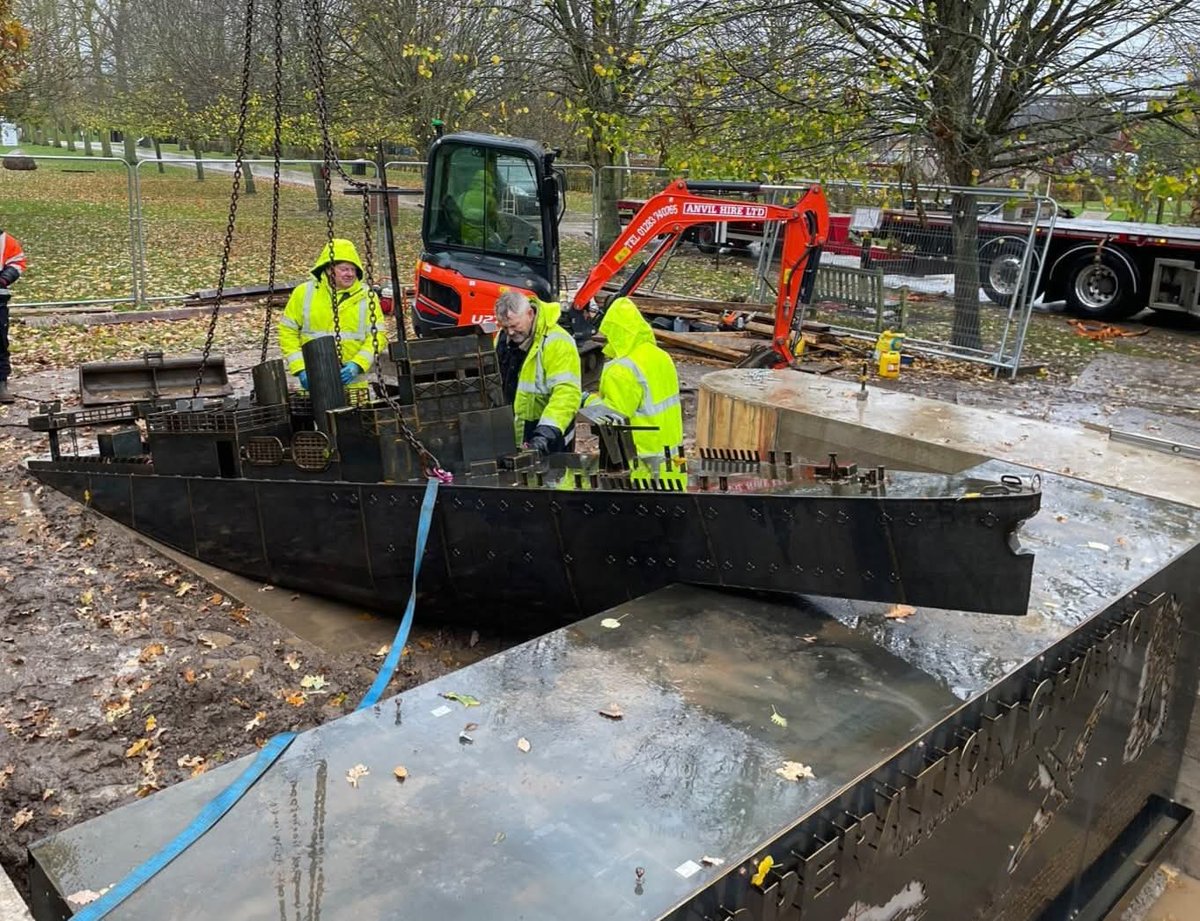 See that the St.Nazaire/Commando/Chariot memorial installation is underway at the National Aboretum.

<a href="/WeHaveWaysPod/">WW2 Pod: We Have Ways of Making You Talk</a>
<a href="/WW2TV/">WW2TV Paul Woodadge</a>
<a href="/almurray/">Al Murray 🇺🇦</a>
<a href="/James1940/">James Holland</a>
<a href="/militaryhistori/">Dr Peter Caddick-Adams #StandwithUkraine</a>
<a href="/BattlefieldBen/">Ben Mayne</a>
<a href="/sommecourt/">Paul Reed</a>
<a href="/robert_lyman/">Robert Lyman 🇺🇦</a>

#UnitedWeConquer
🗡
facebook.com/share/1CkJqVZH…