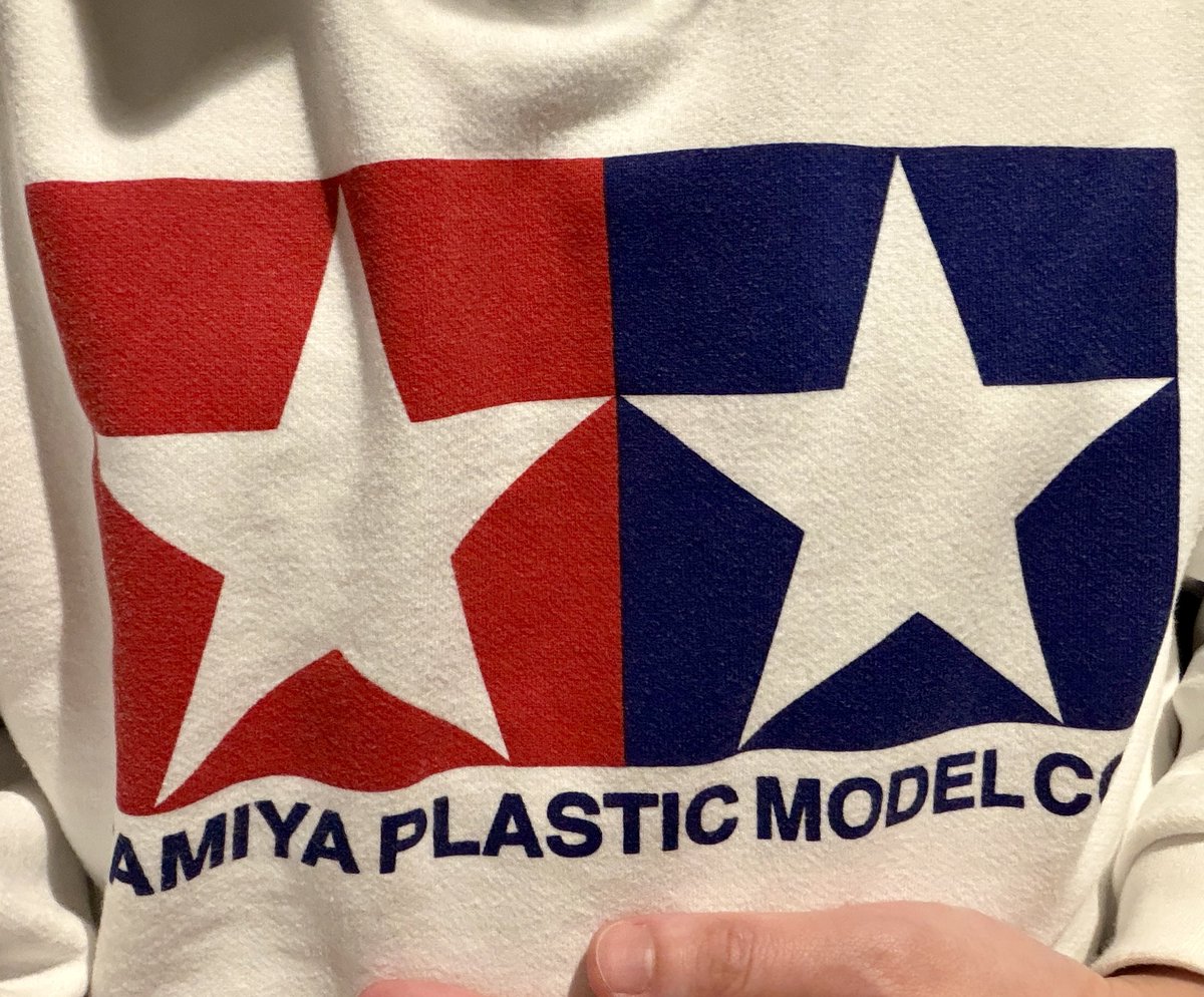 kiryuintw's tweet image. 幕張メッセで氣志團万博のリハーサルからそのまま静岡の株式会社タミヤ本社へ🚅
とても優しく手厚く温かいお別れの会でした、ありがとうございました。
これからもずっと胸に装備させていただきます★☆