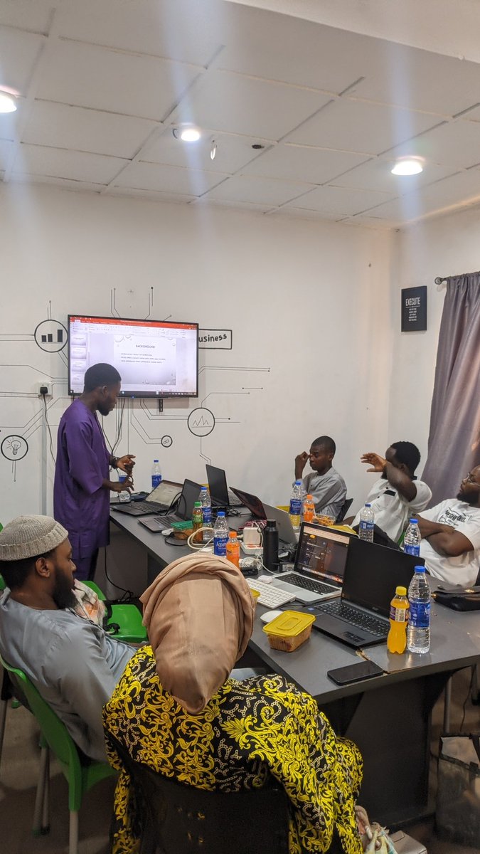 LearnwithWiDa's tweet image. Summer 2025 cohort 🔥

Proud of every learner who committed, showed up, and transformed this summer.

This summer, we didn’t just learn data — we lived it. Congratulations to our Cohort!