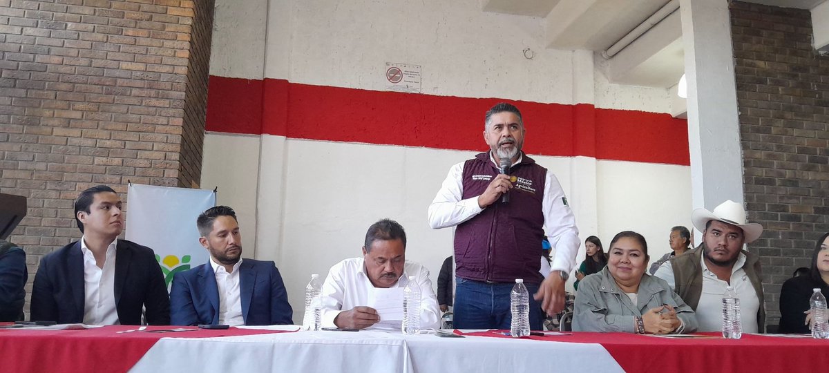 En el Municipio de Guadalupe Victoria asistio el Titular de la Representacion de Agricultura en Durango, para escuchar las inquietudes de las y los productores de frijol y así lograr la soberania y autosuficiencia alimentaria de nuestro estado y todo el país.
<a href="/ismaelayala7/">Ismael Ayala Salazar</a>