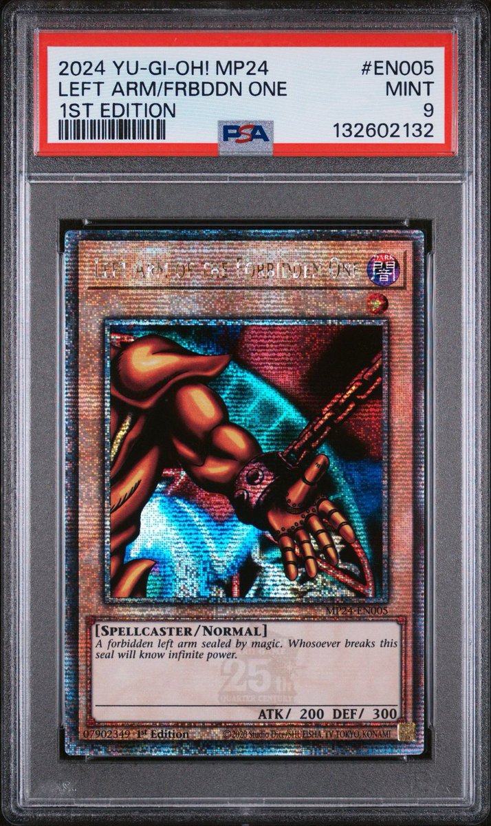 HelixM31's tweet image. I did get my card back tho