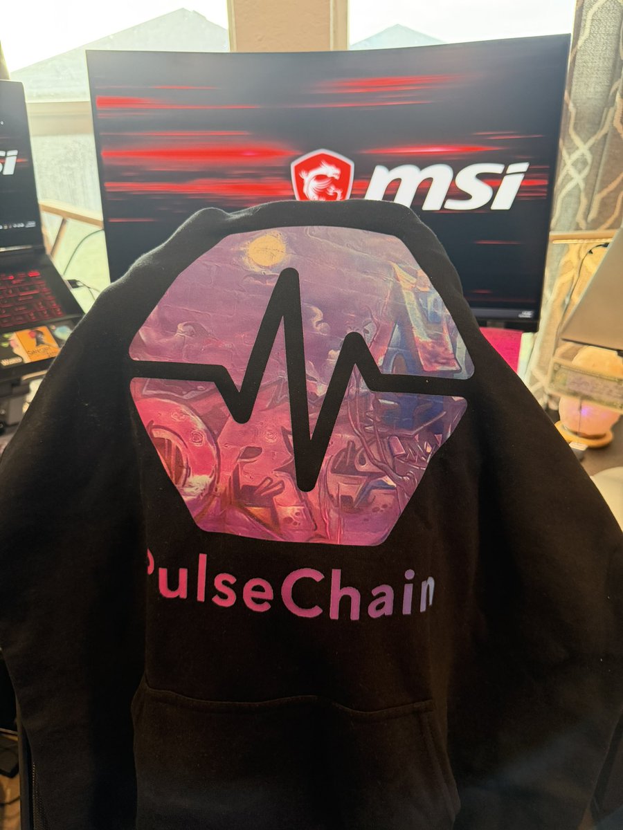 🚀 Just unboxed my PulseChain hoodie from <a href="/PulsicanStore/">PulsicanStore.com</a> and bro—it’s OUT OF THIS WORLD 🌌🔥
Feels like wearing the blockchain itself. Soft, bold, and screaming TO THE MOON energy!
Shoutout to the Pulsican Store on X—y’all are legends!
🗣️ PULSECHAIN COMMUNITY: GRAB YOURS NOW! You