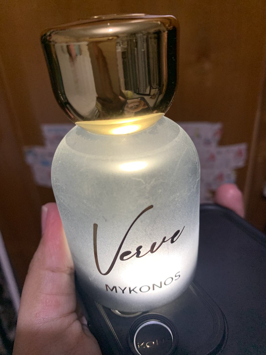 haechiix's tweet photo. wts mykonos verve 50ml
💰70k (after voc oren) include adm
📦with box dan masi banyakkkk isinya https://t.co/2C9jtM2lOC