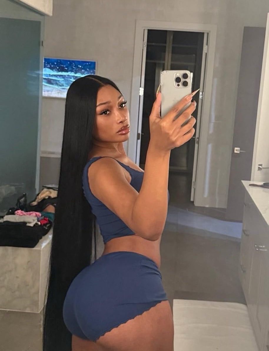 ໊ (@stallionhourly) on Twitter photo 